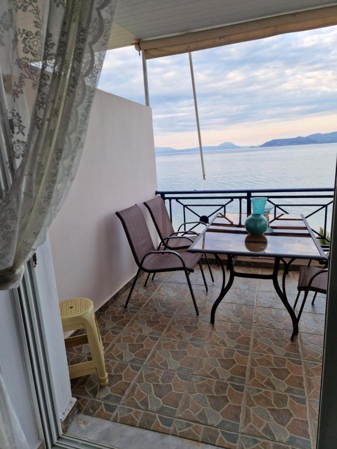 Korinthian Sea View Appartement Nerántza Buitenkant foto